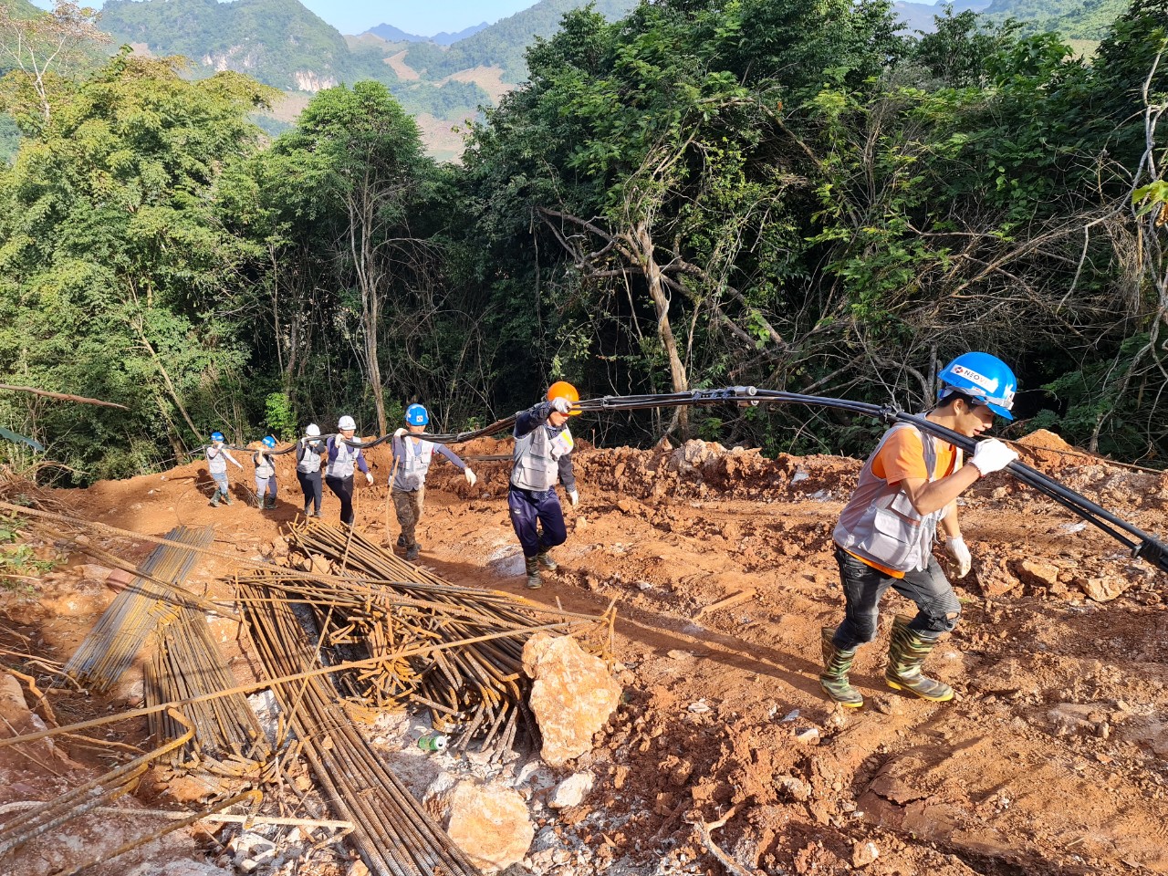 Cầu Kính Bạch Long 07